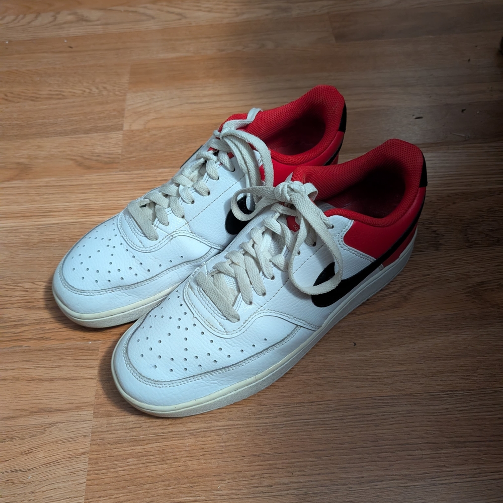 Nike Men's White and Red Sneakers
